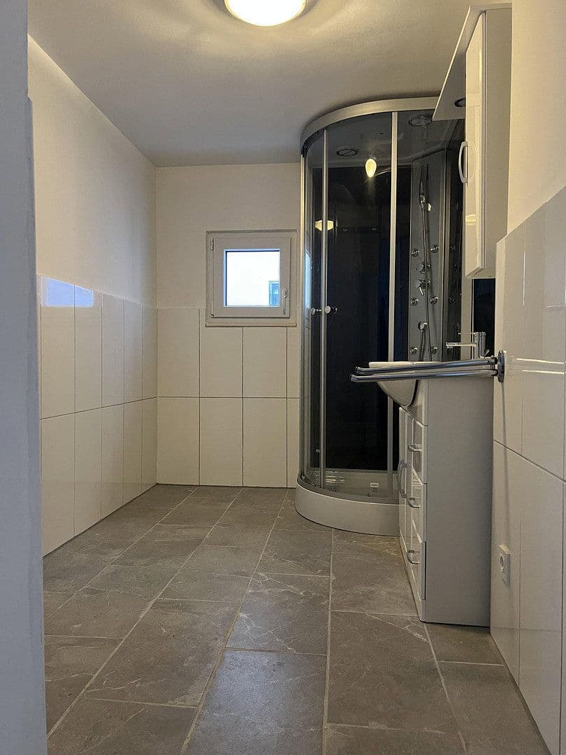 Prodej domu 200 m², pozemek 450 m², Ammerndorf, Bavorsko Prodej domu 200 m², pozemek 450 m², Ammerndorf, Bavorsko