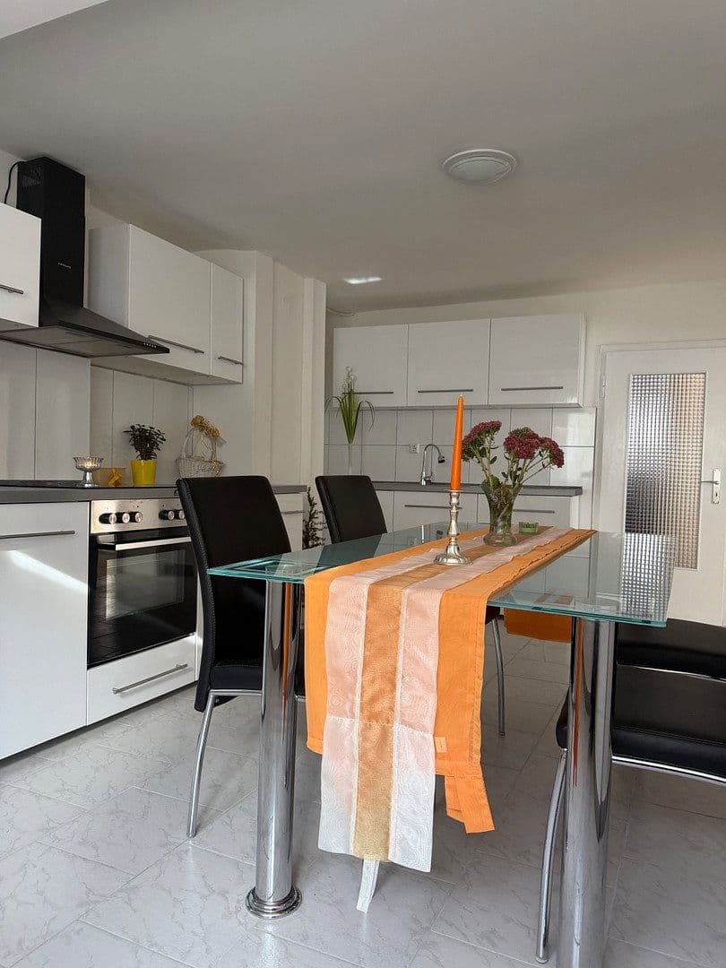 Prodej domu 200 m², pozemek 450 m², Ammerndorf, Bavorsko Prodej domu 200 m², pozemek 450 m², Ammerndorf, Bavorsko