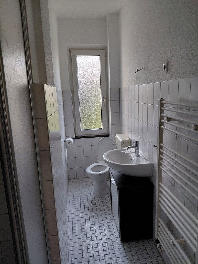 Pronájem bytu 3+kk 91 m², Gronaustraße 99, Wuppertal, Severní Porýní-Vestfálsko Pronájem bytu 3+kk 91 m², Gronaustraße 99, Wuppertal, Severní Porýní-Vestfálsko