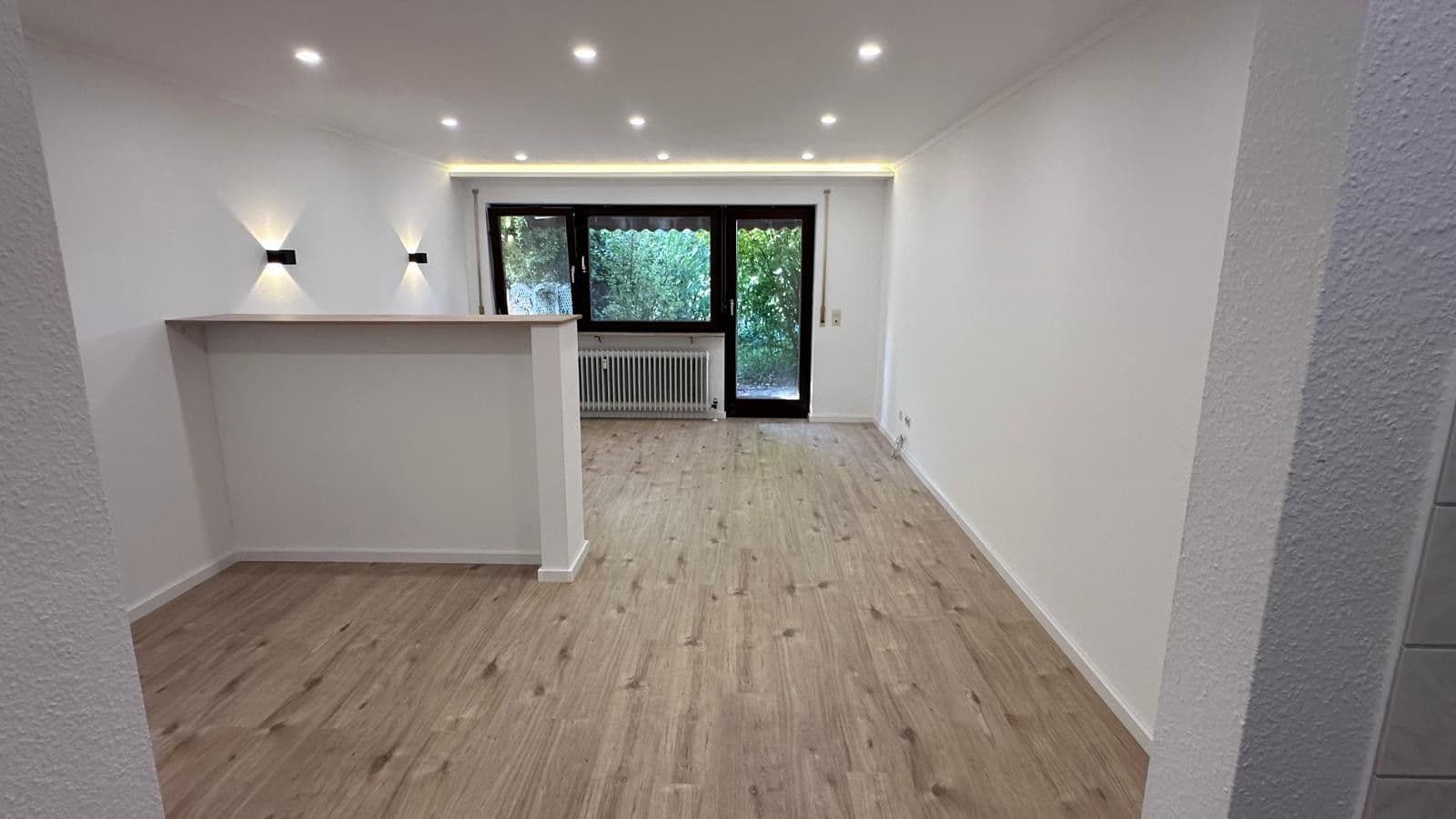 Pronájem bytu 1+1 36 m², Talstr. 27, Wüstenrot, Bádensko-Württembersko Pronájem bytu 1+1 36 m², Talstr. 27, Wüstenrot, Bádensko-Württembersko