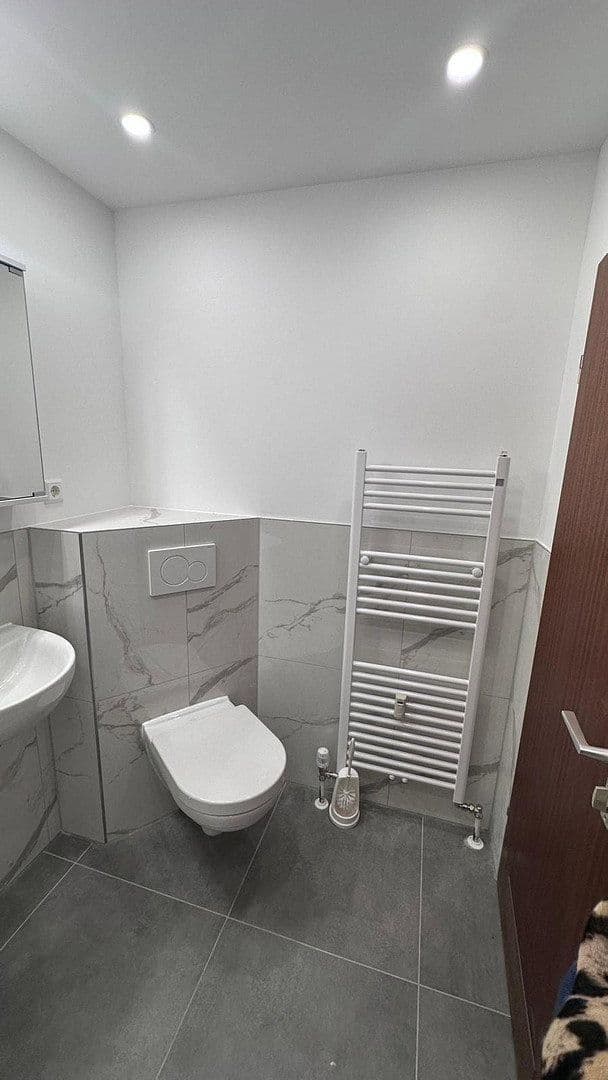 Pronájem bytu 1+1 36 m², Talstr. 27, Wüstenrot, Bádensko-Württembersko Pronájem bytu 1+1 36 m², Talstr. 27, Wüstenrot, Bádensko-Württembersko