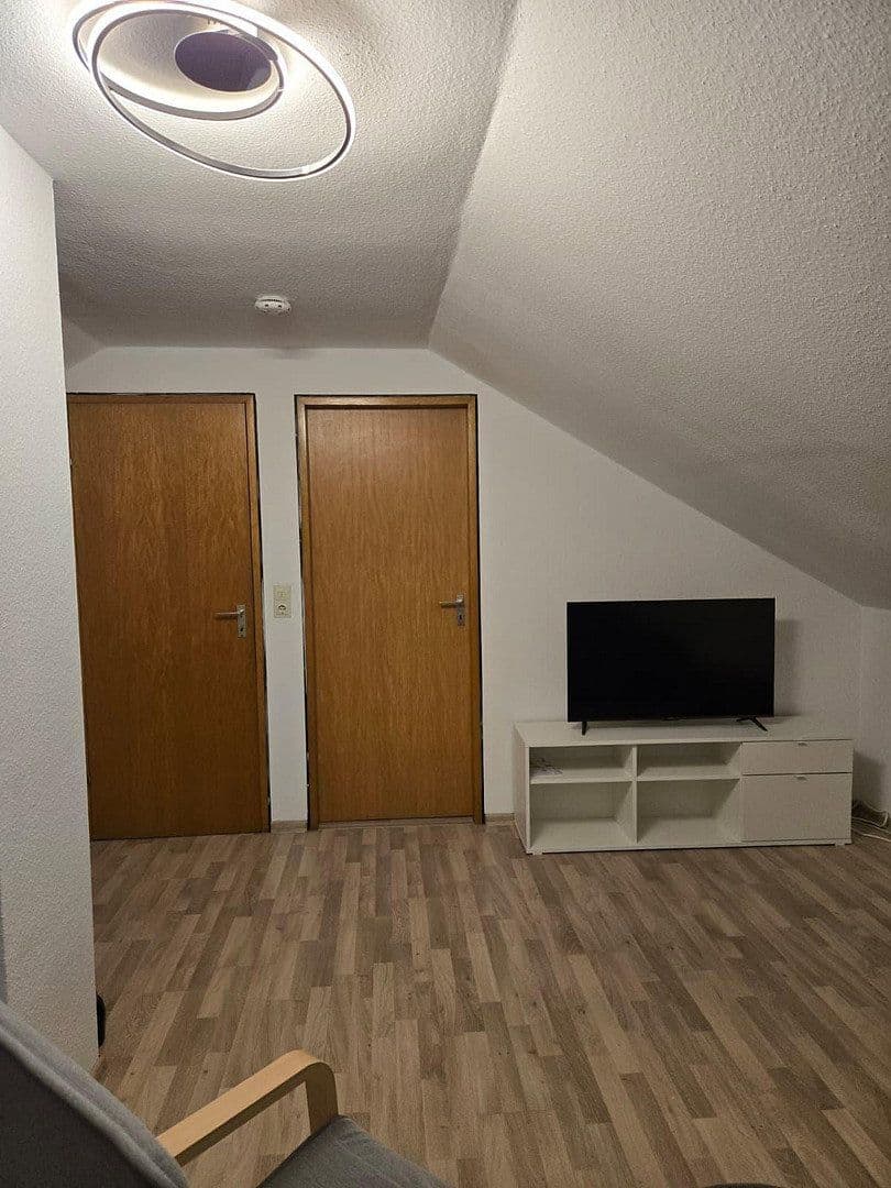 Pronájem bytu 2+1 40 m², Waiblingen, Bádensko-Württembersko Pronájem bytu 2+1 40 m², Waiblingen, Bádensko-Württembersko