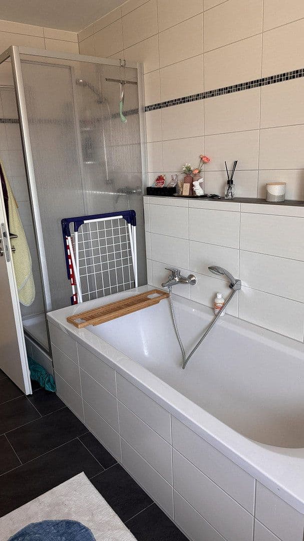 Pronájem bytu 2+1 80 m², Hauptstraße 2, Eichenried, Bavorsko Pronájem bytu 2+1 80 m², Hauptstraße 2, Eichenried, Bavorsko