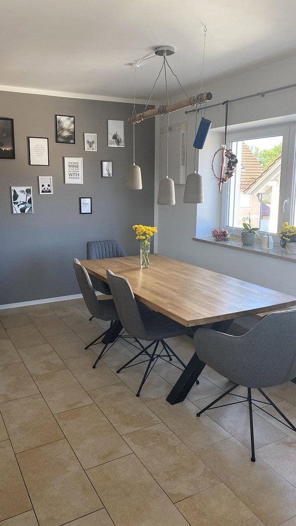 Pronájem bytu 2+1 80 m², Hauptstraße 2, Eichenried, Bavorsko Pronájem bytu 2+1 80 m², Hauptstraße 2, Eichenried, Bavorsko