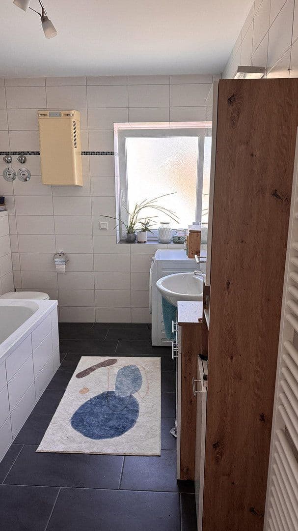 Pronájem bytu 2+1 80 m², Hauptstraße 2, Eichenried, Bavorsko Pronájem bytu 2+1 80 m², Hauptstraße 2, Eichenried, Bavorsko