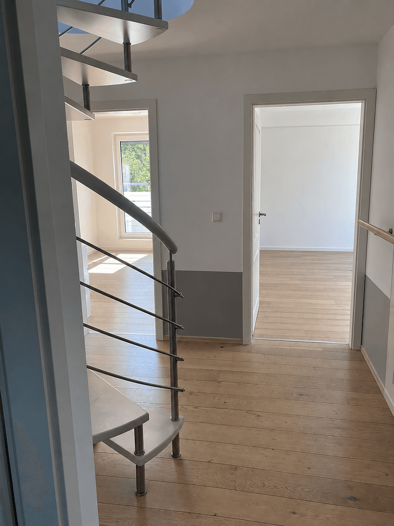 Prodej bytu 3+kk 120 m², Berlin, Berlín Prodej bytu 3+kk 120 m², Berlin, Berlín