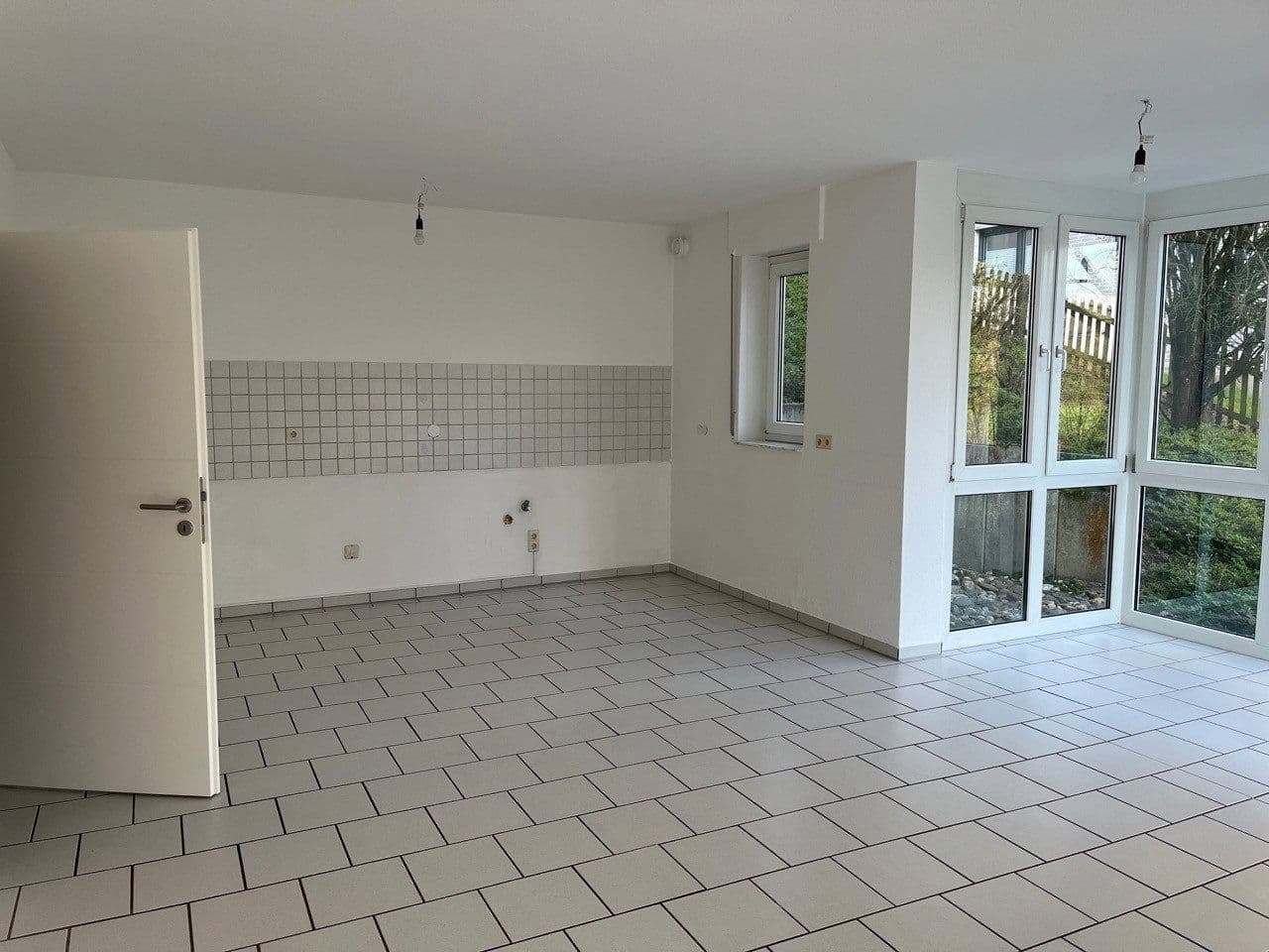 Pronájem bytu 2+1 70 m², Leverkusen, Severní Porýní-Vestfálsko Pronájem bytu 2+1 70 m², Leverkusen, Severní Porýní-Vestfálsko
