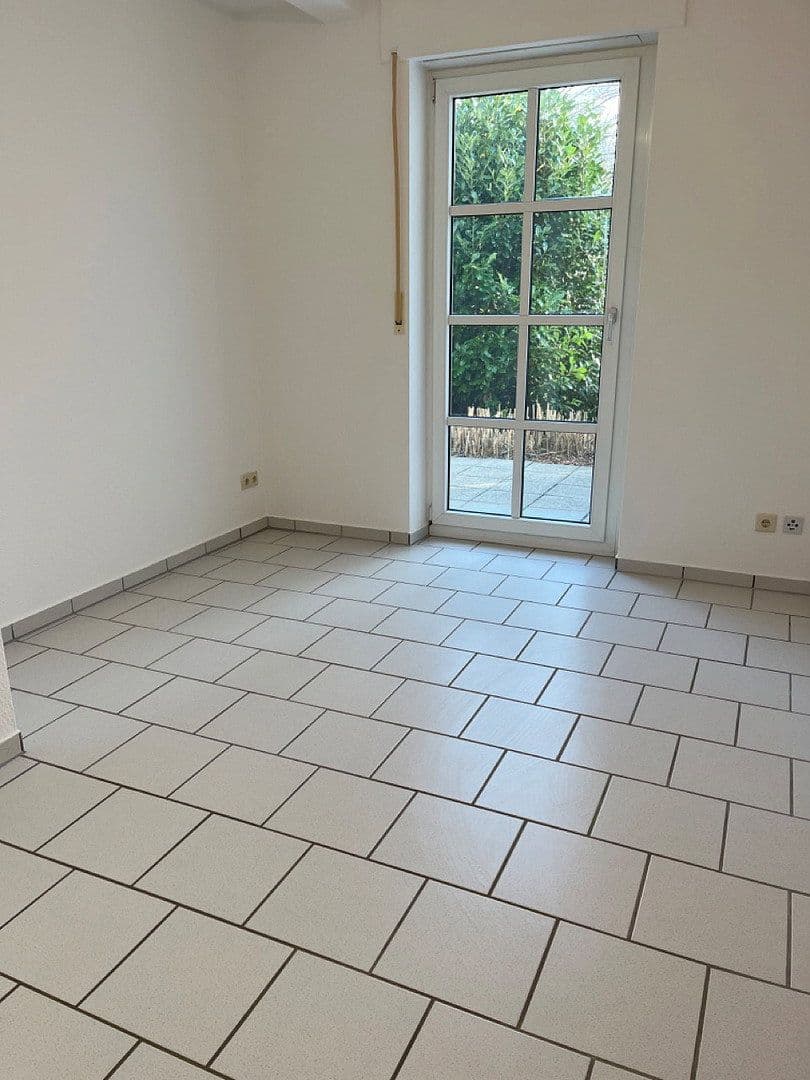 Pronájem bytu 2+1 70 m², Leverkusen, Severní Porýní-Vestfálsko Pronájem bytu 2+1 70 m², Leverkusen, Severní Porýní-Vestfálsko