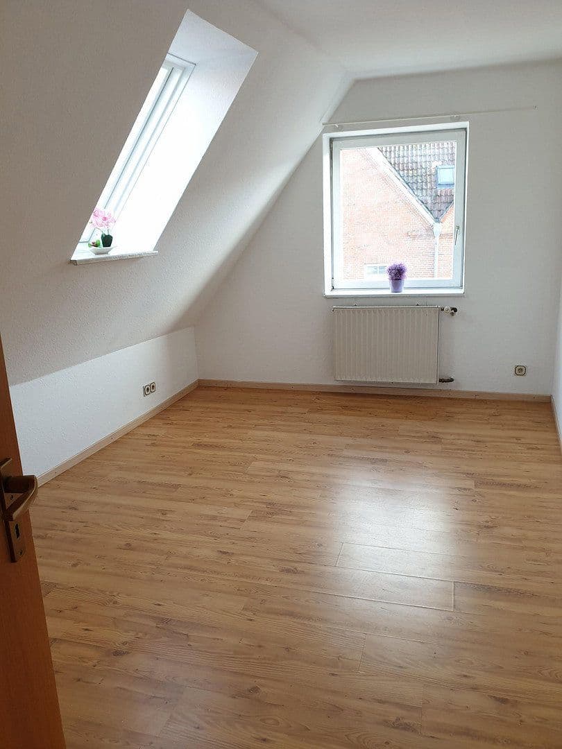 Pronájem bytu 3+1 83 m², Wilster, Šlesvicko-Holštýnsko Pronájem bytu 3+1 83 m², Wilster, Šlesvicko-Holštýnsko