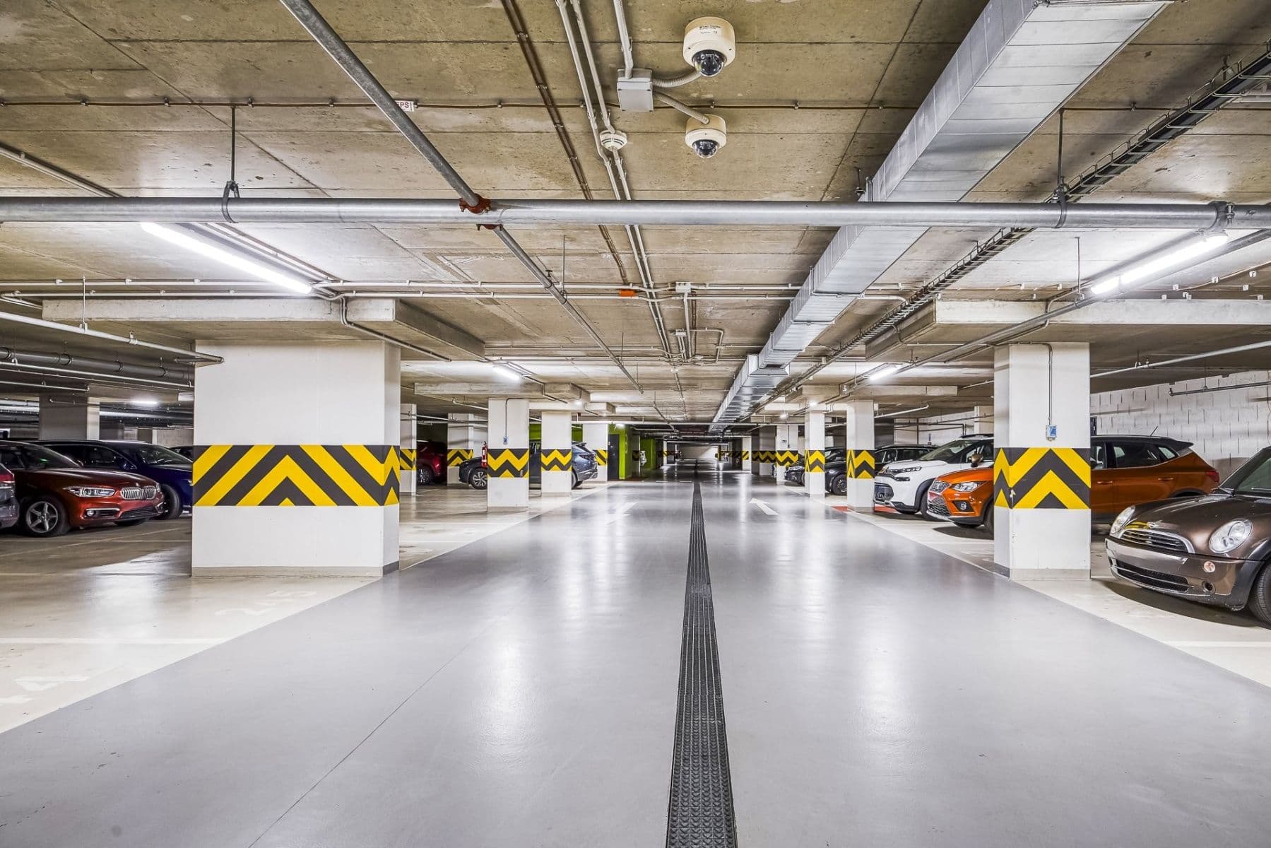 Pronájem garáže 12 m², Počernická, Praha, Praha Pronájem garáže 12 m², Počernická, Praha, Praha