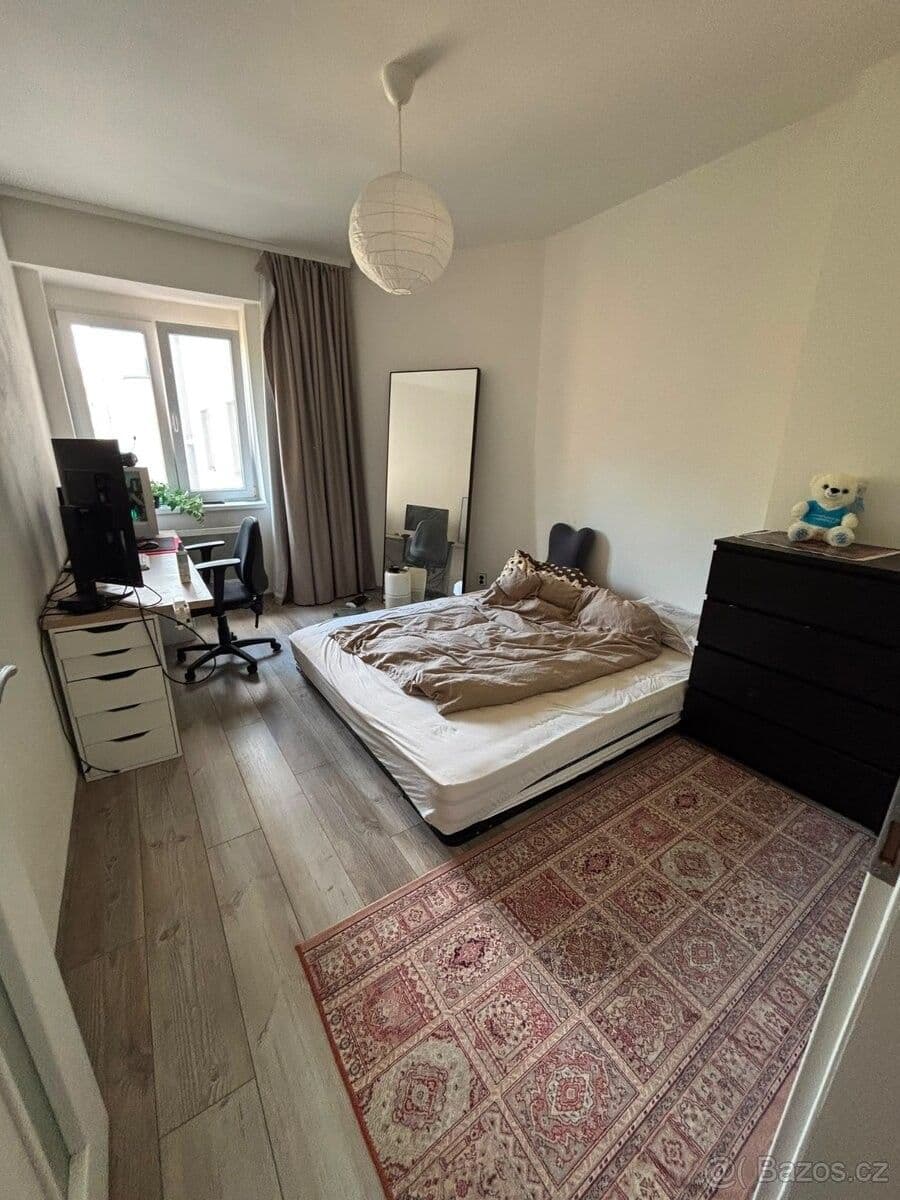 Prodej bytu 1+1 39 m², Vacínova, Praha, Praha Prodej bytu 1+1 39 m², Vacínova, Praha, Praha