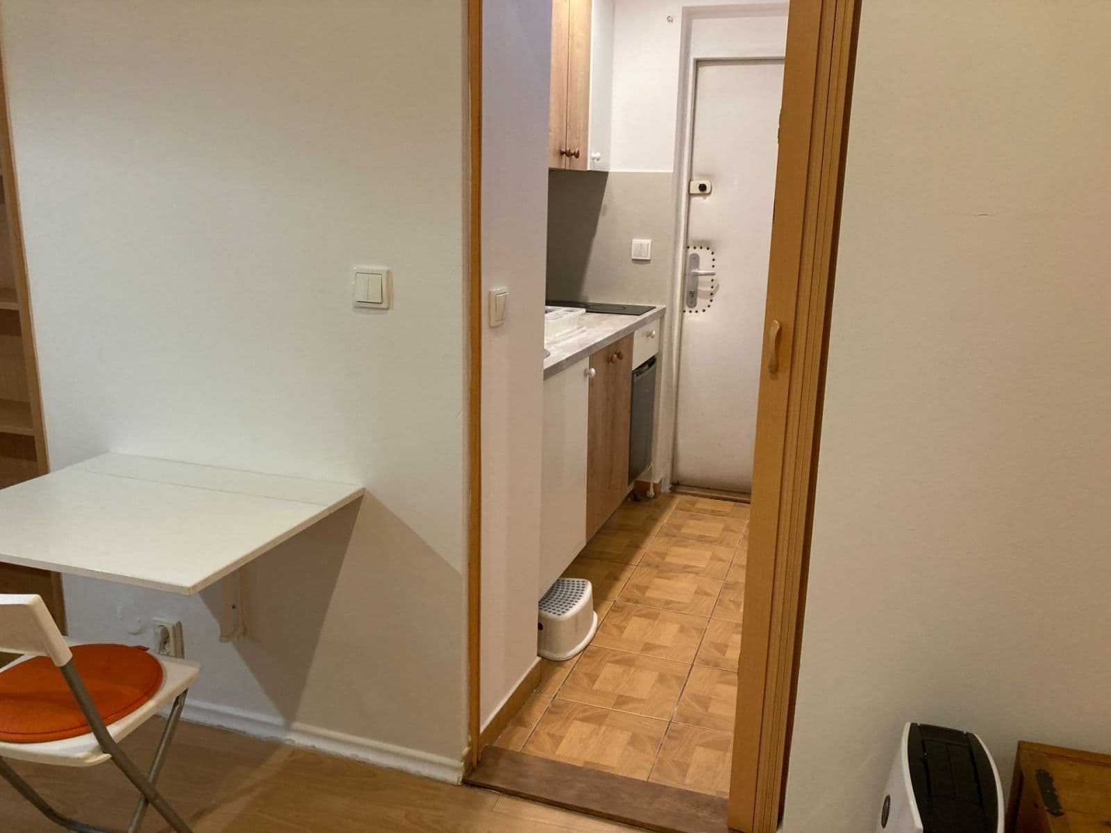 Pronájem bytu Garsoniéra 20 m², Pod Klaudiánkou, Praha, Praha Pronájem bytu Garsoniéra 20 m², Pod Klaudiánkou, Praha, Praha