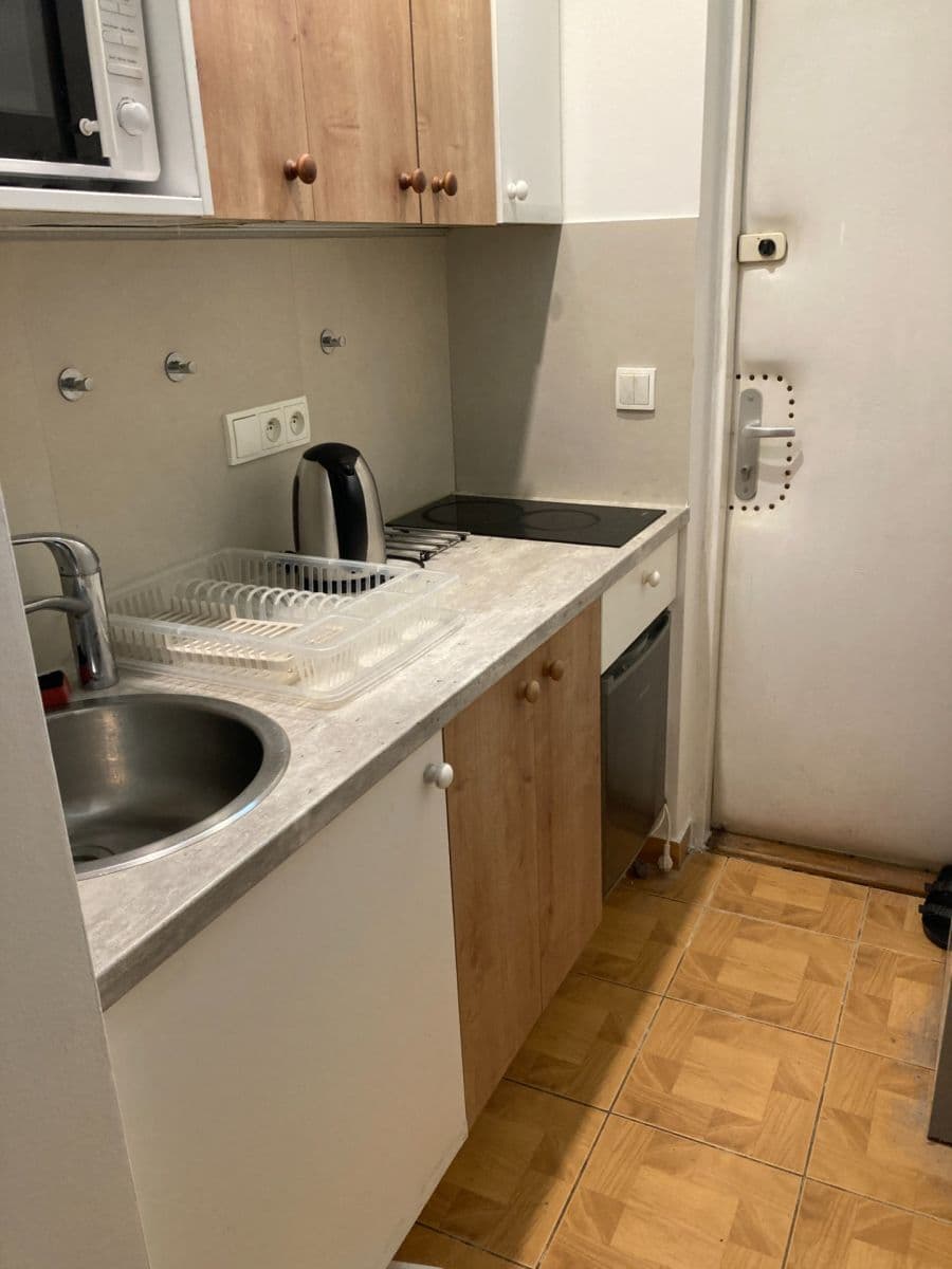 Pronájem bytu Garsoniéra 20 m², Pod Klaudiánkou, Praha, Praha Pronájem bytu Garsoniéra 20 m², Pod Klaudiánkou, Praha, Praha