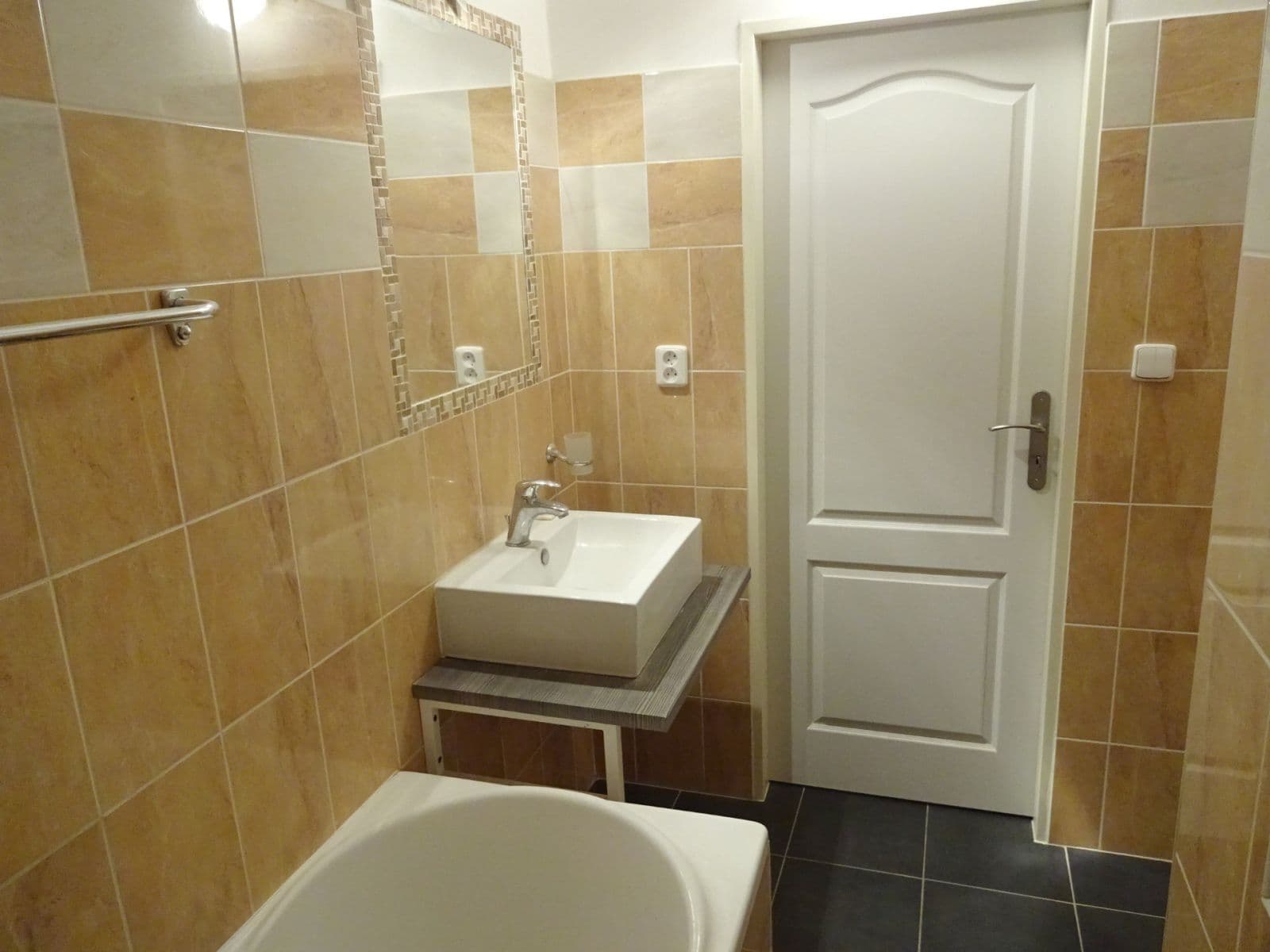 Pronájem bytu 2+kk 58 m², Jugoslávských partyzánů, Praha, Praha Pronájem bytu 2+kk 58 m², Jugoslávských partyzánů, Praha, Praha