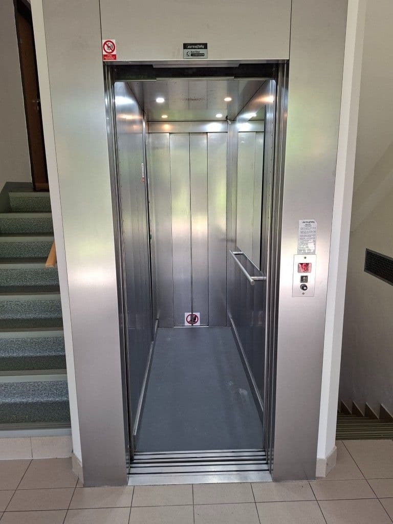 Prodej bytu 2+1 52 m², Tupolevova, Praha, Praha Prodej bytu 2+1 52 m², Tupolevova, Praha, Praha