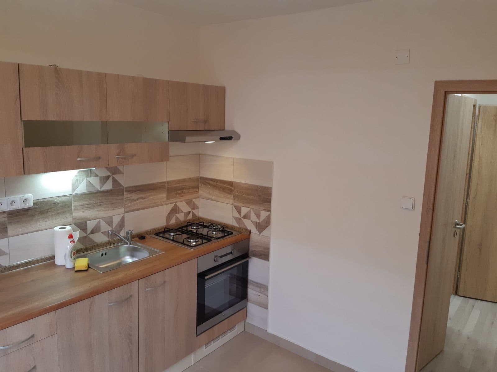 Prodej bytu 2+1 52 m², Tupolevova, Praha, Praha Prodej bytu 2+1 52 m², Tupolevova, Praha, Praha