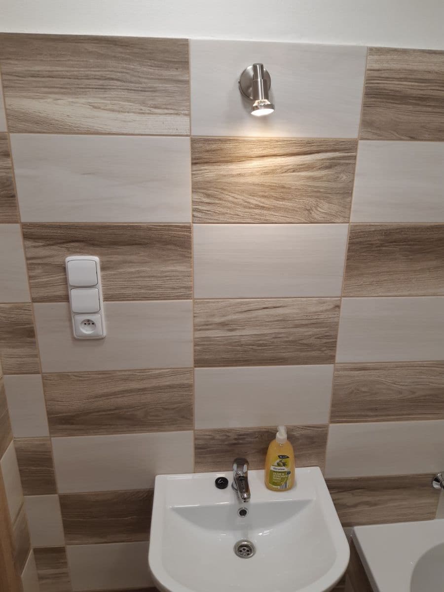 Prodej bytu 2+1 52 m², Tupolevova, Praha, Praha Prodej bytu 2+1 52 m², Tupolevova, Praha, Praha