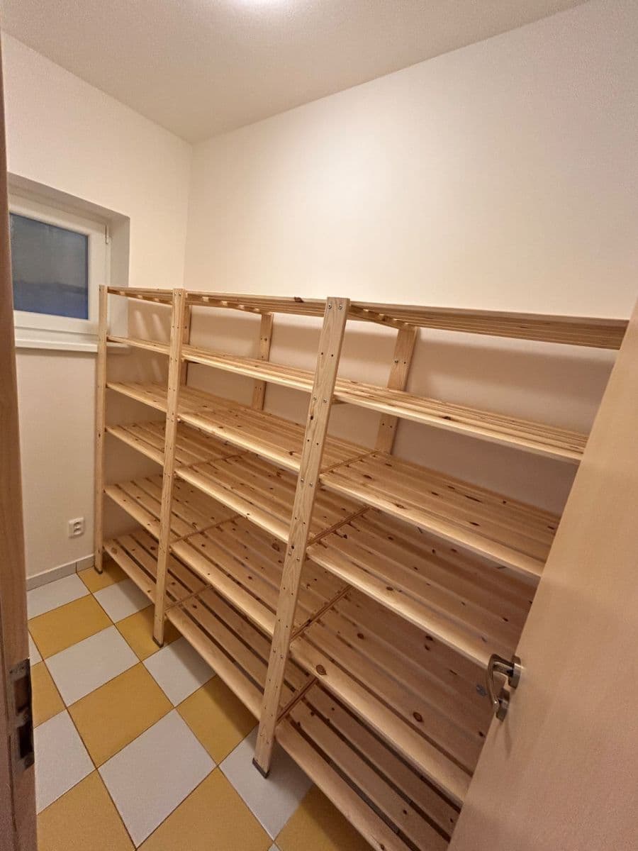 Pronájem bytu 3+kk 88 m², Turistická, Brno, Jihomoravský kraj Pronájem bytu 3+kk 88 m², Turistická, Brno, Jihomoravský kraj
