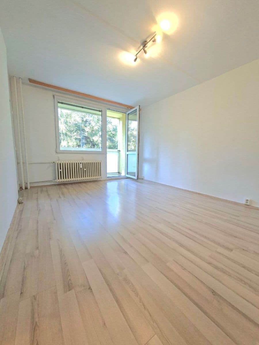 Pronájem bytu 1+kk 31 m², Hurbanova, Praha, Praha Pronájem bytu 1+kk 31 m², Hurbanova, Praha, Praha