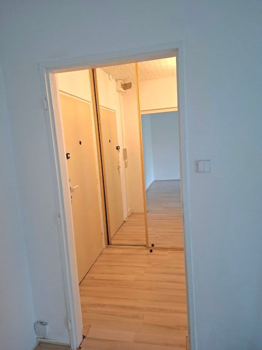 Pronájem bytu 1+kk 31 m², Hurbanova, Praha, Praha Pronájem bytu 1+kk 31 m², Hurbanova, Praha, Praha