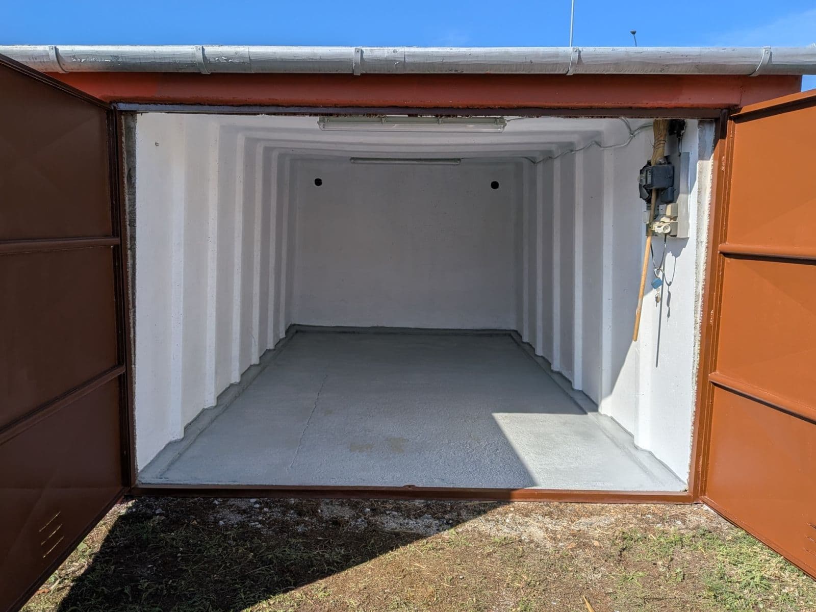 Prodej garáže 15 m², Brno, Jihomoravský kraj Prodej garáže 15 m², Brno, Jihomoravský kraj