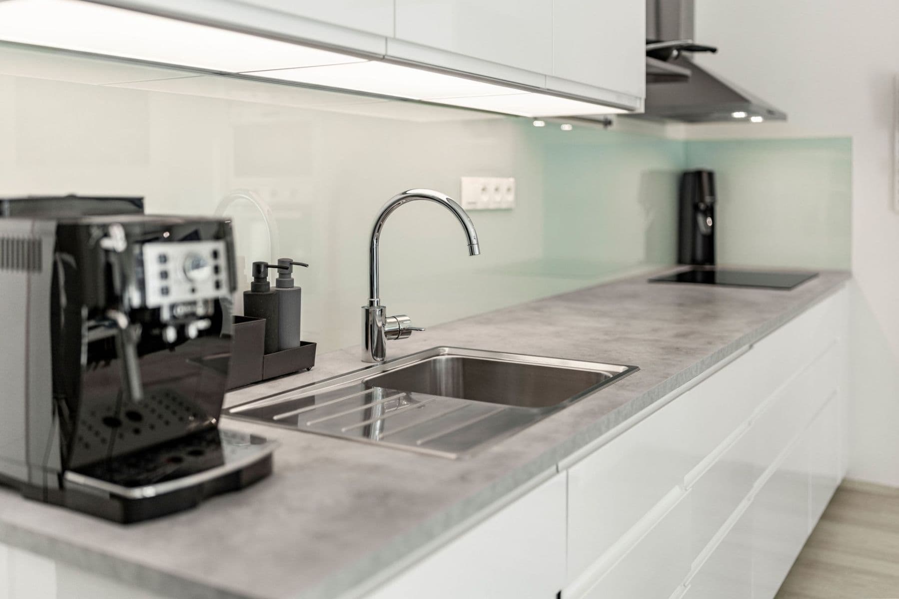 Prodej bytu 3+kk 83 m², U Mlýnského kanálu, Praha, Praha Prodej bytu 3+kk 83 m², U Mlýnského kanálu, Praha, Praha