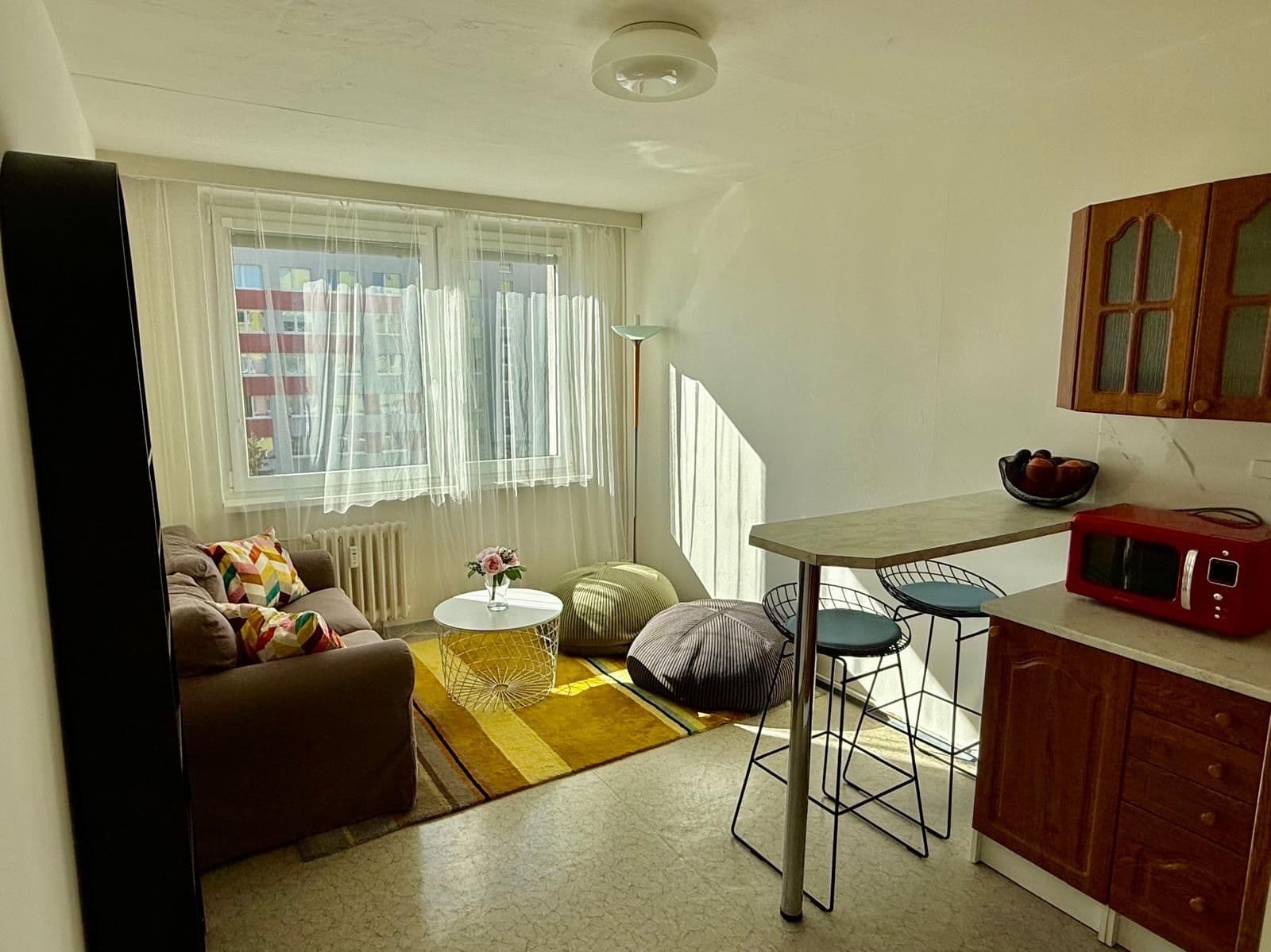 Pronájem bytu 2+kk 39 m², Bryksova, Praha, Praha Pronájem bytu 2+kk 39 m², Bryksova, Praha, Praha