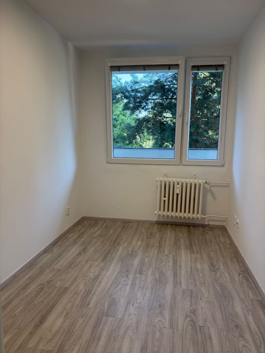 Pronájem bytu 3+kk 62 m², Křenická, Praha, Praha Pronájem bytu 3+kk 62 m², Křenická, Praha, Praha