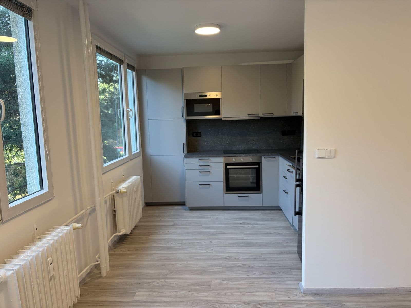 Pronájem bytu 3+kk 62 m², Křenická, Praha, Praha Pronájem bytu 3+kk 62 m², Křenická, Praha, Praha