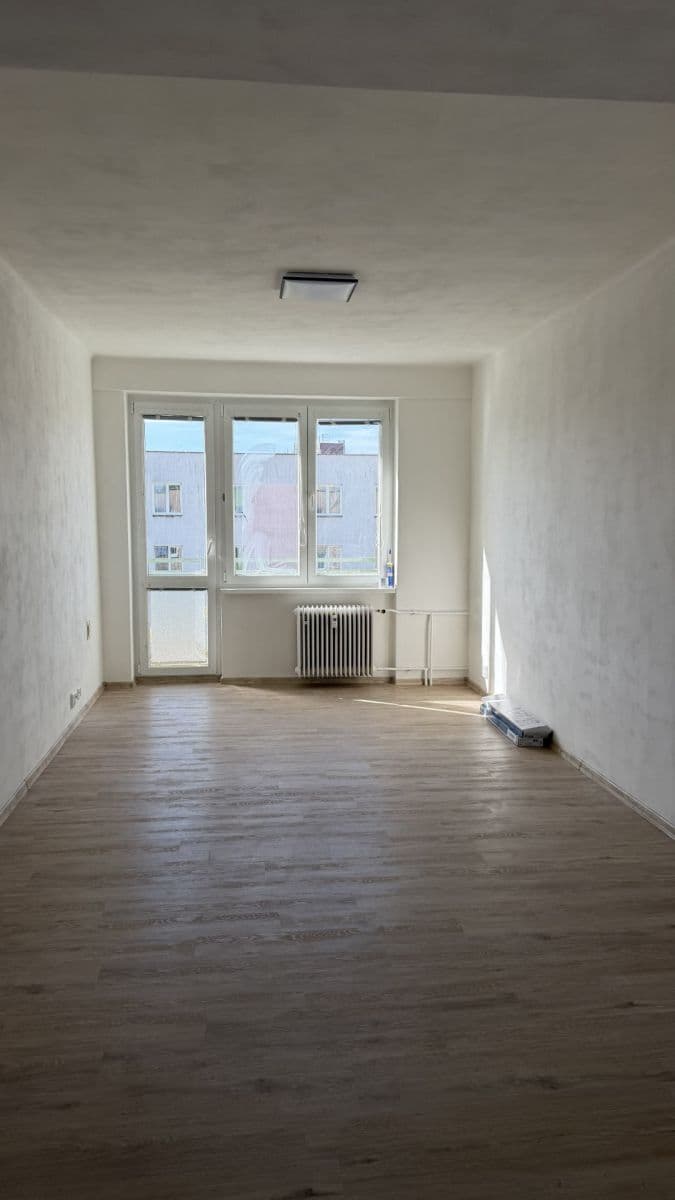 Pronájem bytu 2+1 53 m², Blatenská, Plzeň, Plzeňský kraj Pronájem bytu 2+1 53 m², Blatenská, Plzeň, Plzeňský kraj