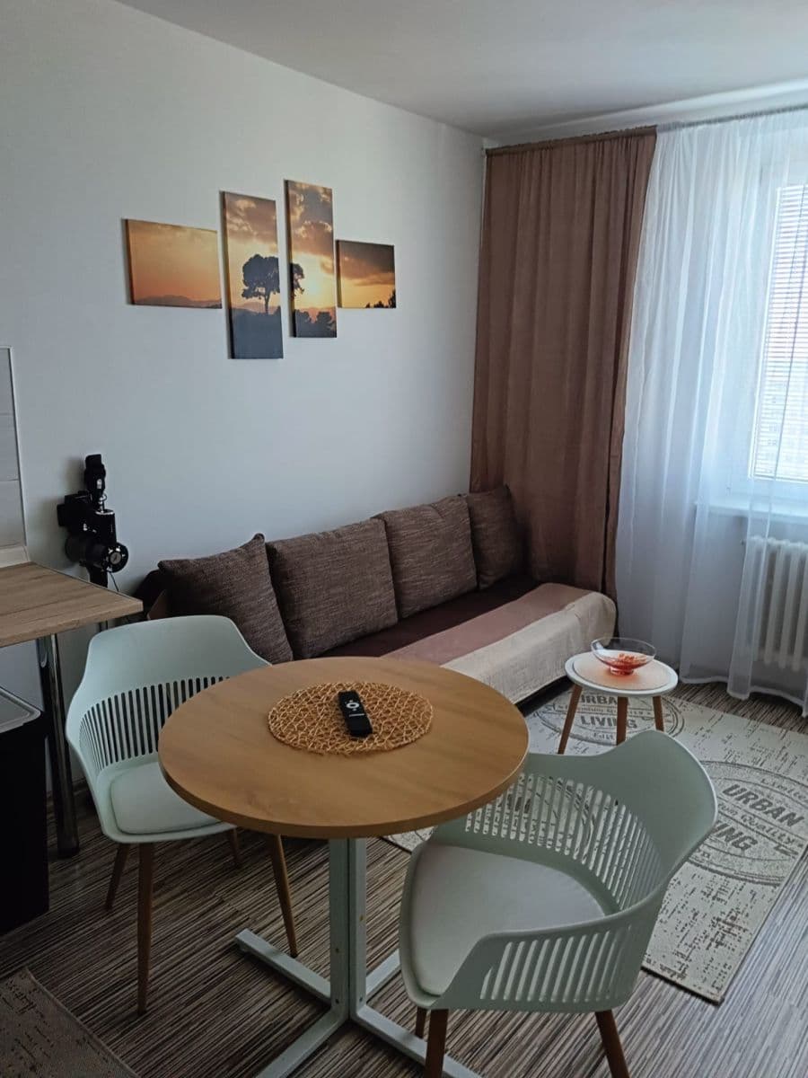 Pronájem bytu 2+kk 44 m², Bednaříkova, Brno, Jihomoravský kraj Pronájem bytu 2+kk 44 m², Bednaříkova, Brno, Jihomoravský kraj
