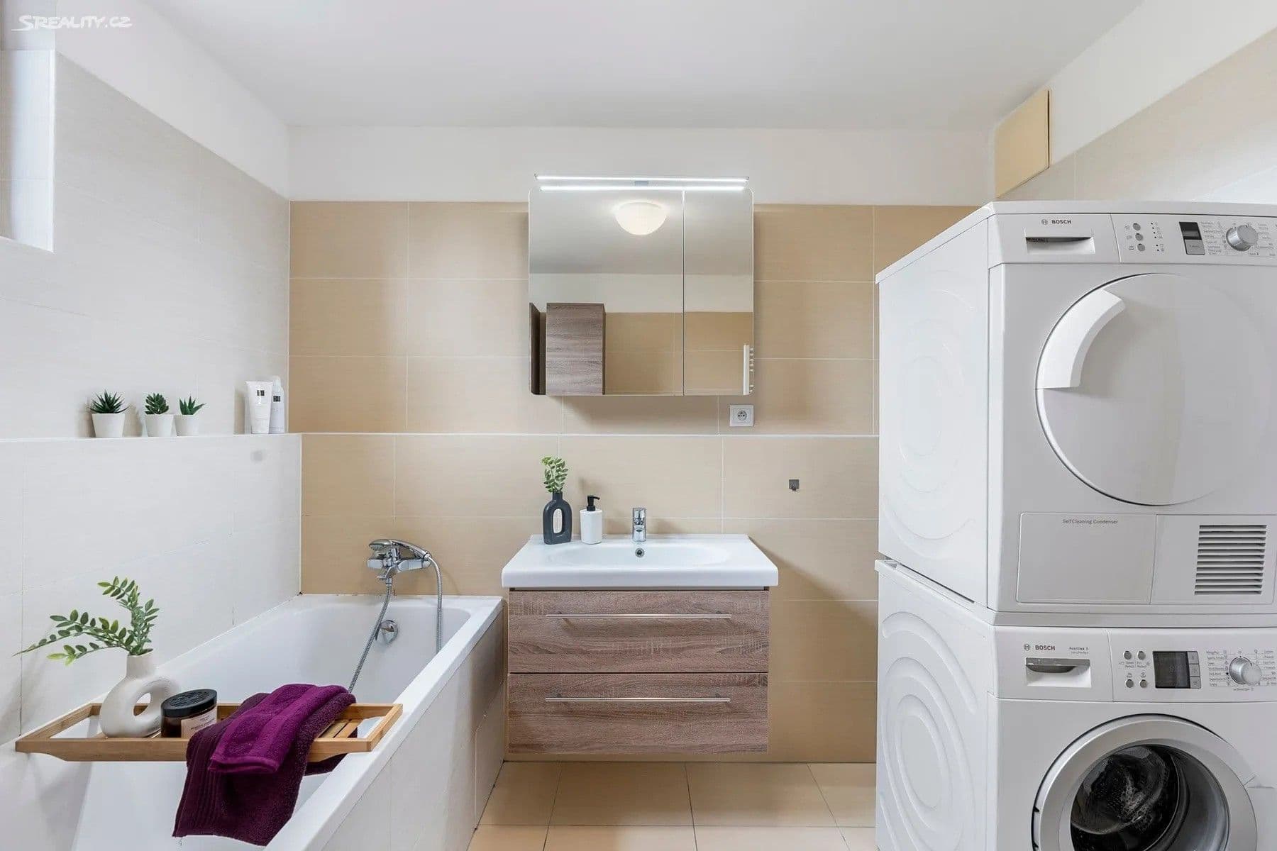 Pronájem bytu 2+kk 55 m², Chmelařská, Praha, Praha Pronájem bytu 2+kk 55 m², Chmelařská, Praha, Praha