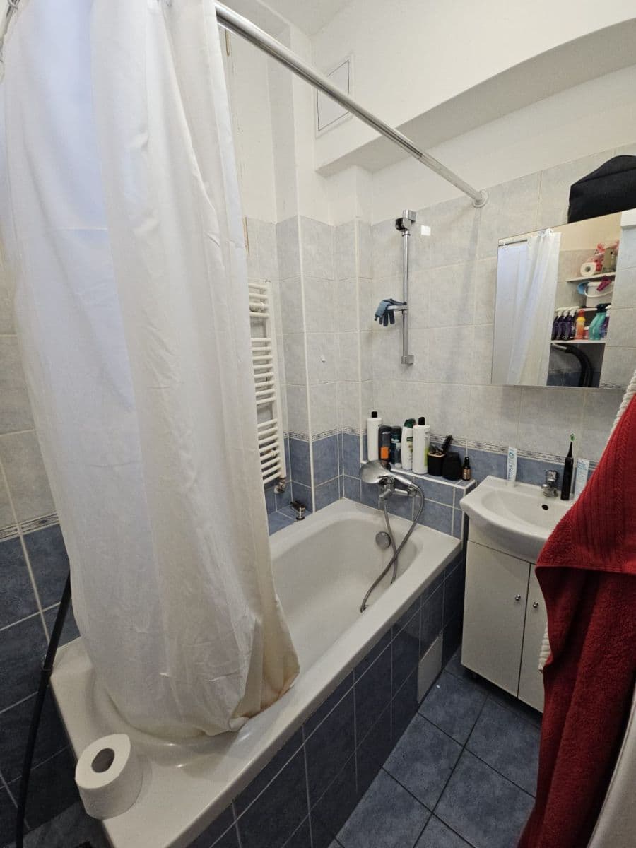 Pronájem bytu 2+kk 54 m², Moskevská, Praha, Praha Pronájem bytu 2+kk 54 m², Moskevská, Praha, Praha
