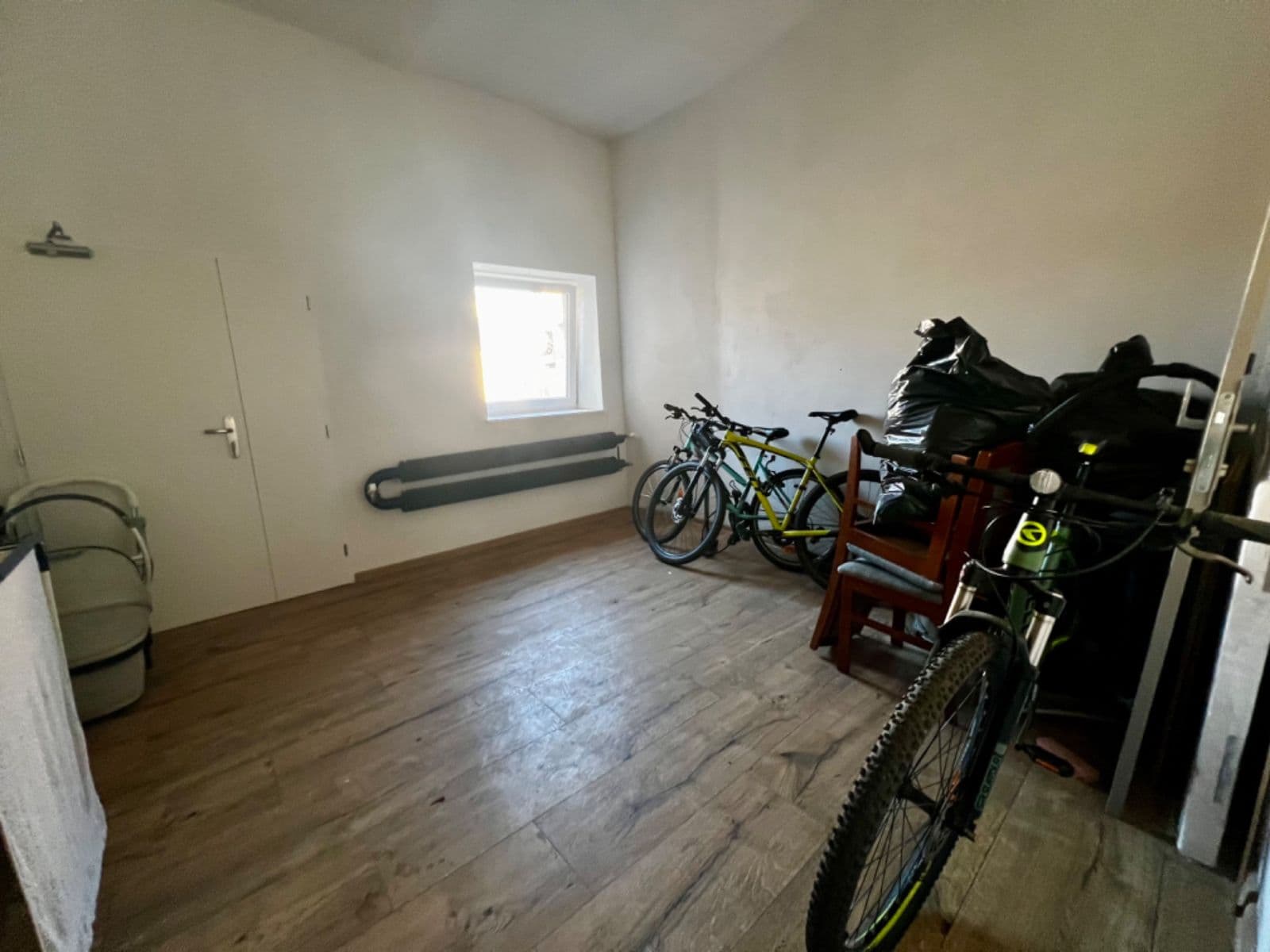 Prodej bytu 2+kk 37 m², Horská, Trutnov, Královéhradecký kraj Prodej bytu 2+kk 37 m², Horská, Trutnov, Královéhradecký kraj