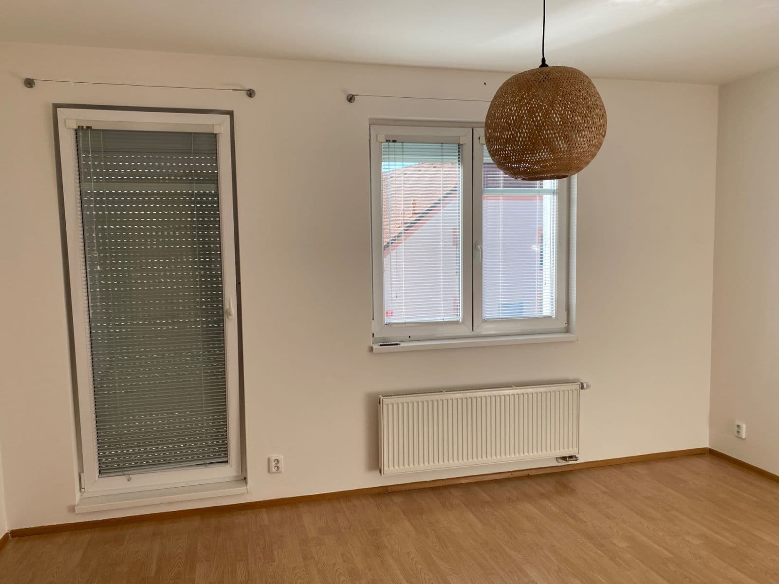 Pronájem bytu 2+kk 59 m², Žampiónová, Praha, Praha Pronájem bytu 2+kk 59 m², Žampiónová, Praha, Praha