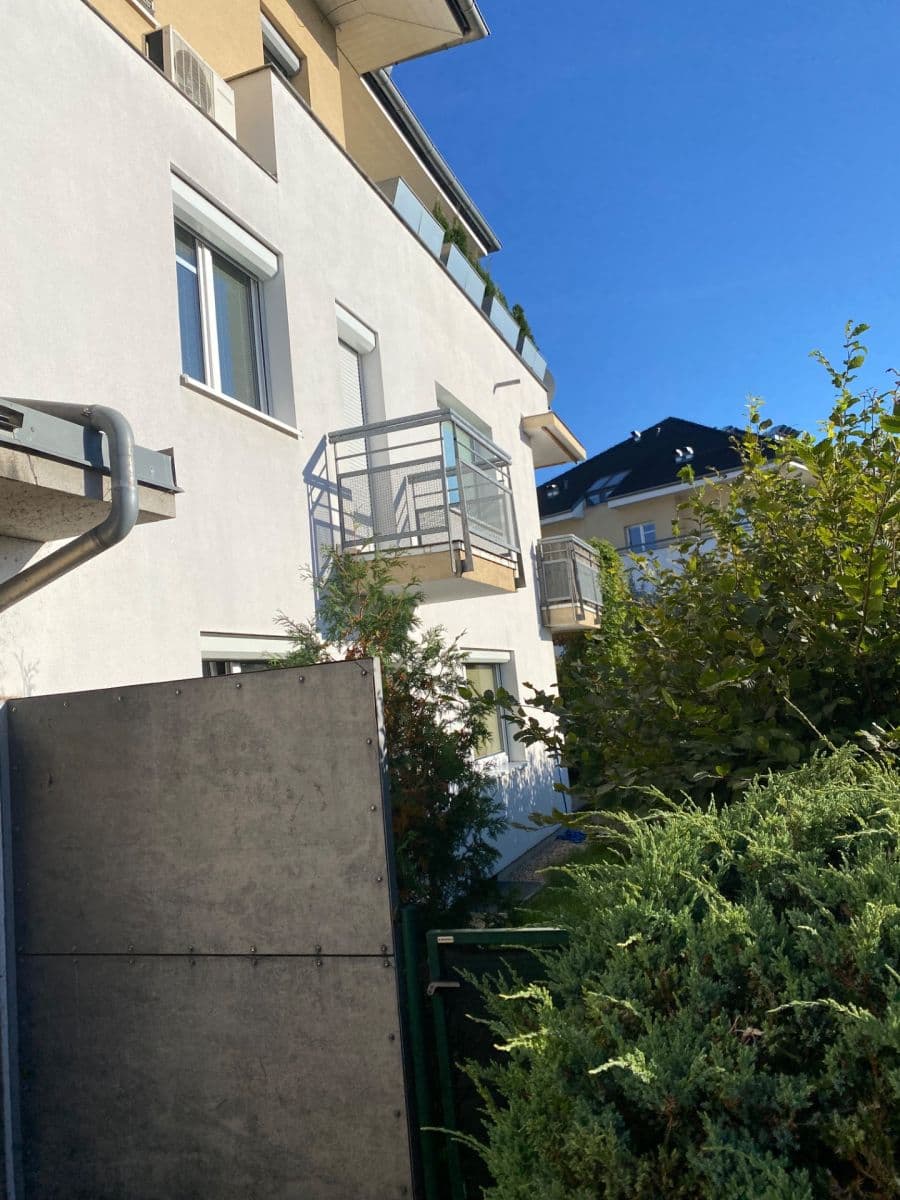 Pronájem bytu 2+kk 59 m², Žampiónová, Praha, Praha Pronájem bytu 2+kk 59 m², Žampiónová, Praha, Praha