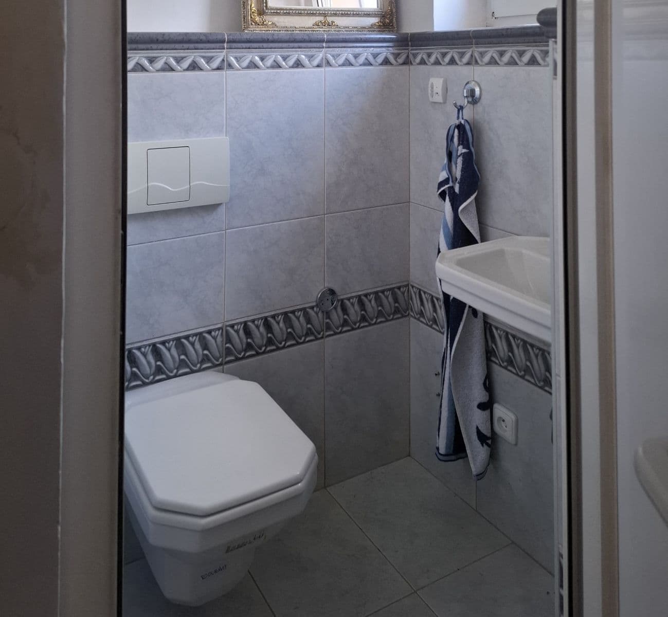 Pronájem bytu 1+1 35 m², Mnichovice, Středočeský kraj Pronájem bytu 1+1 35 m², Mnichovice, Středočeský kraj