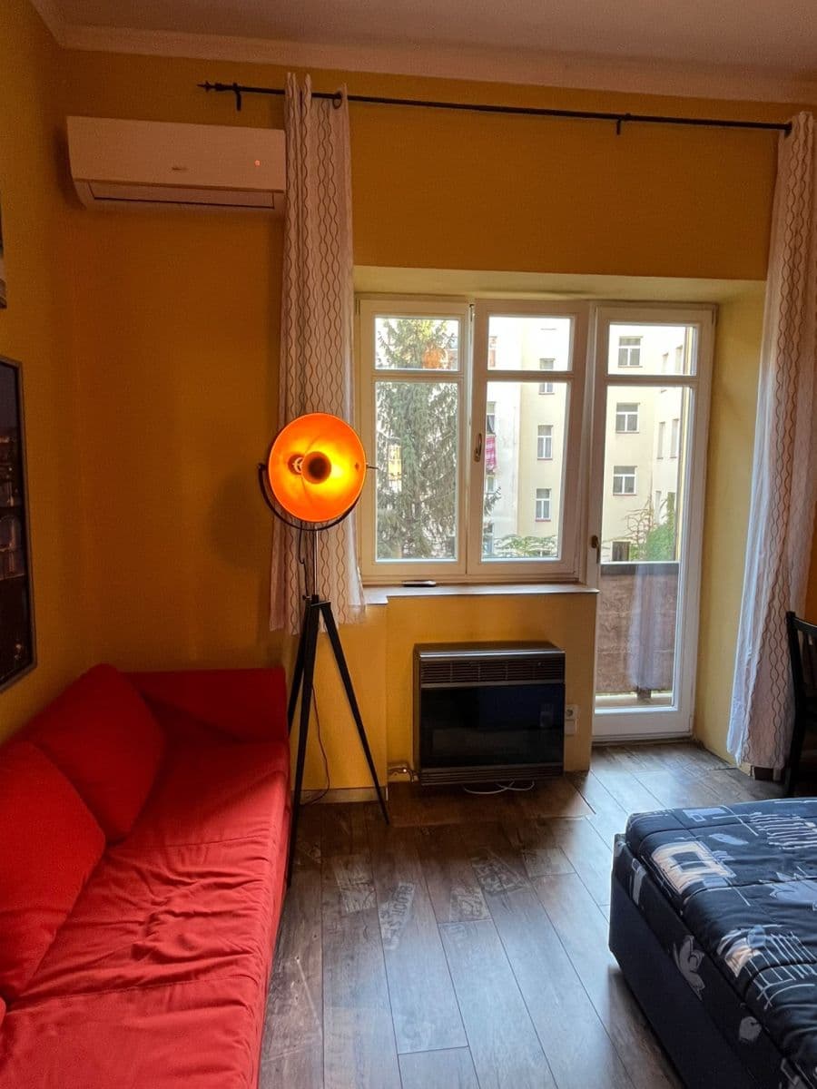 Pronájem bytu 2+kk 50 m², Slezská, Praha, Praha Pronájem bytu 2+kk 50 m², Slezská, Praha, Praha