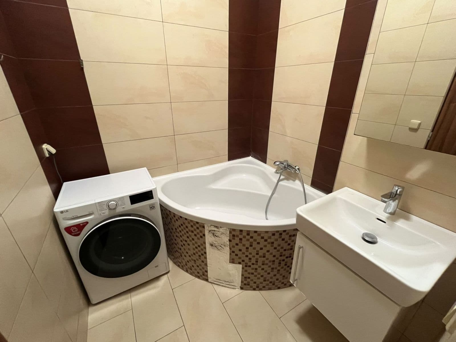 Pronájem bytu 2+kk 50 m², Slezská, Praha, Praha Pronájem bytu 2+kk 50 m², Slezská, Praha, Praha