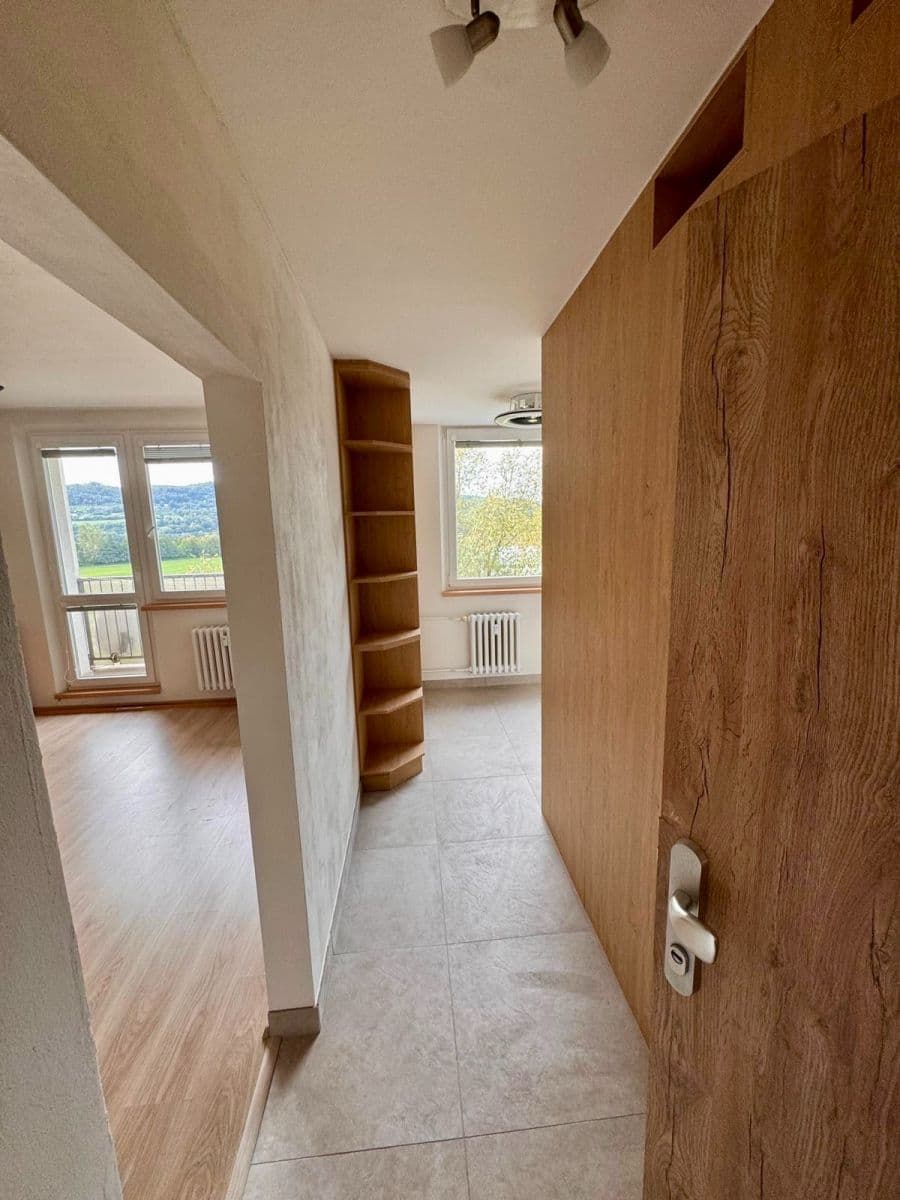 Pronájem bytu 2+1 50 m², Zdeňka Fibicha, Valašské Meziříčí, Zlínský kraj Pronájem bytu 2+1 50 m², Zdeňka Fibicha, Valašské Meziříčí, Zlínský kraj