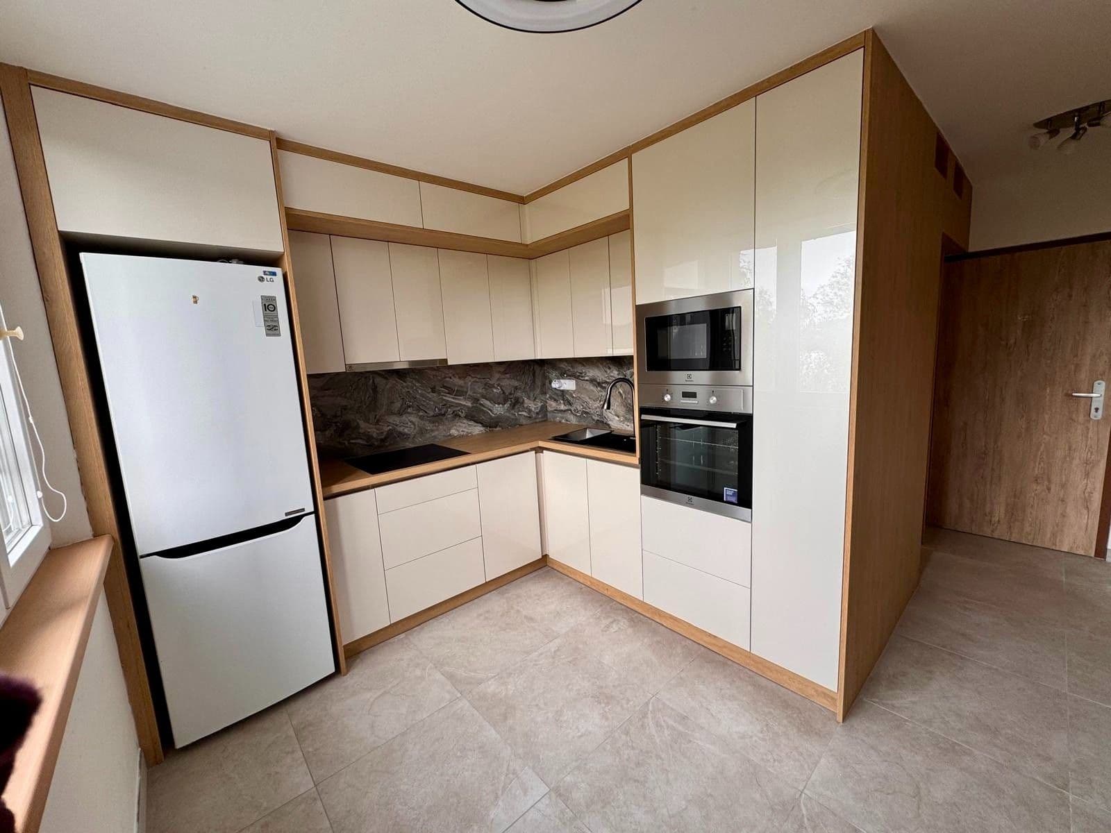 Pronájem bytu 2+1 50 m², Zdeňka Fibicha, Valašské Meziříčí, Zlínský kraj Pronájem bytu 2+1 50 m², Zdeňka Fibicha, Valašské Meziříčí, Zlínský kraj