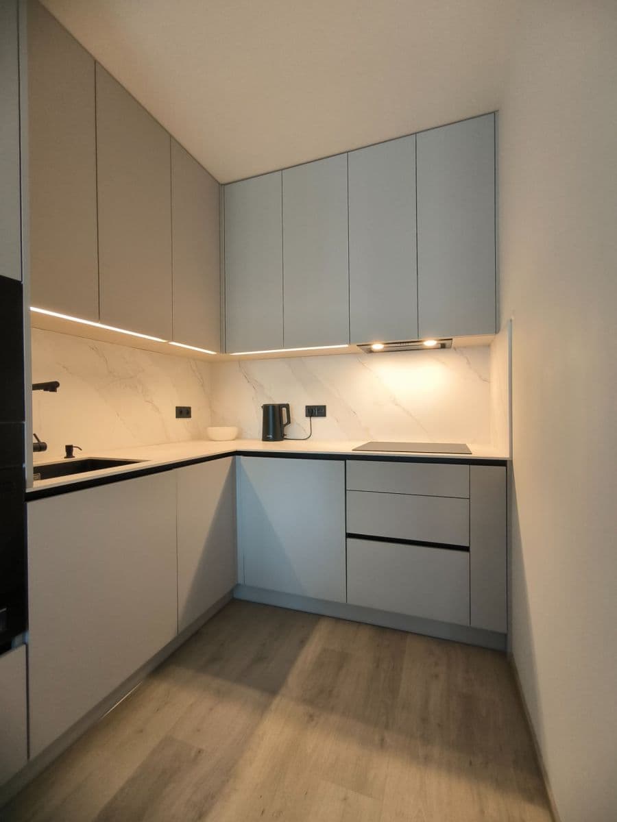 Pronájem bytu 2+kk 55 m², Poděbradská, Praha, Praha Pronájem bytu 2+kk 55 m², Poděbradská, Praha, Praha