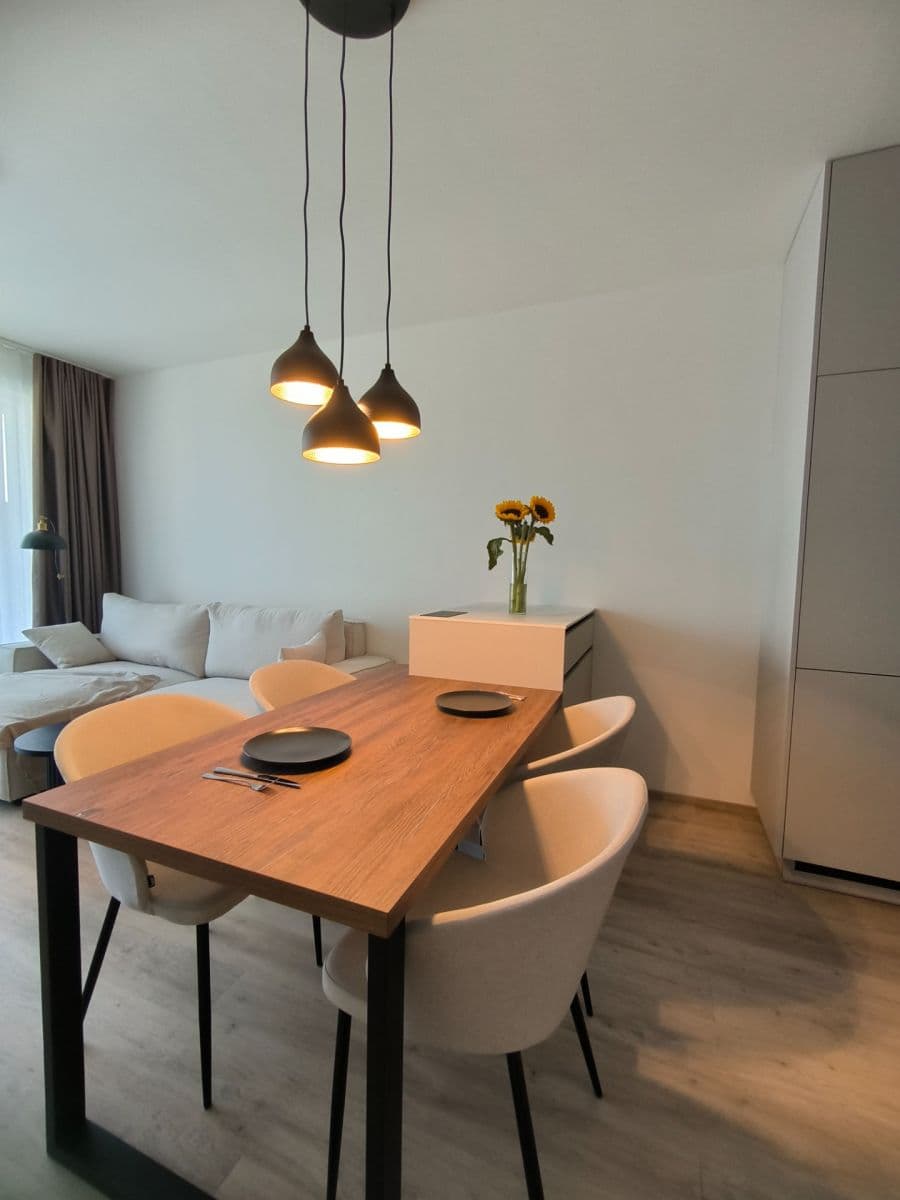Pronájem bytu 2+kk 55 m², Poděbradská, Praha, Praha Pronájem bytu 2+kk 55 m², Poděbradská, Praha, Praha