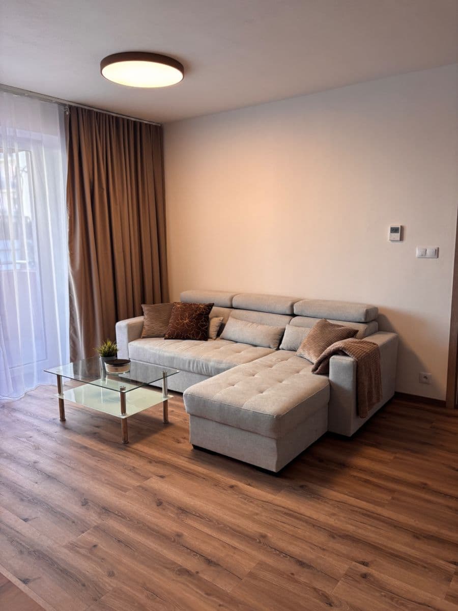 Pronájem bytu 2+kk 48 m², Chvalovka, Brno, Jihomoravský kraj Pronájem bytu 2+kk 48 m², Chvalovka, Brno, Jihomoravský kraj