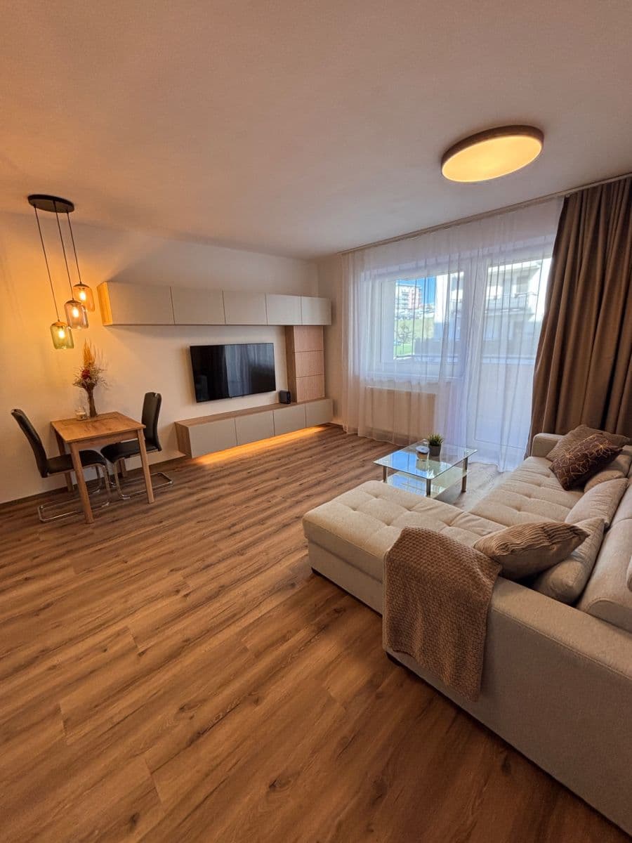 Pronájem bytu 2+kk 48 m², Chvalovka, Brno, Jihomoravský kraj Pronájem bytu 2+kk 48 m², Chvalovka, Brno, Jihomoravský kraj