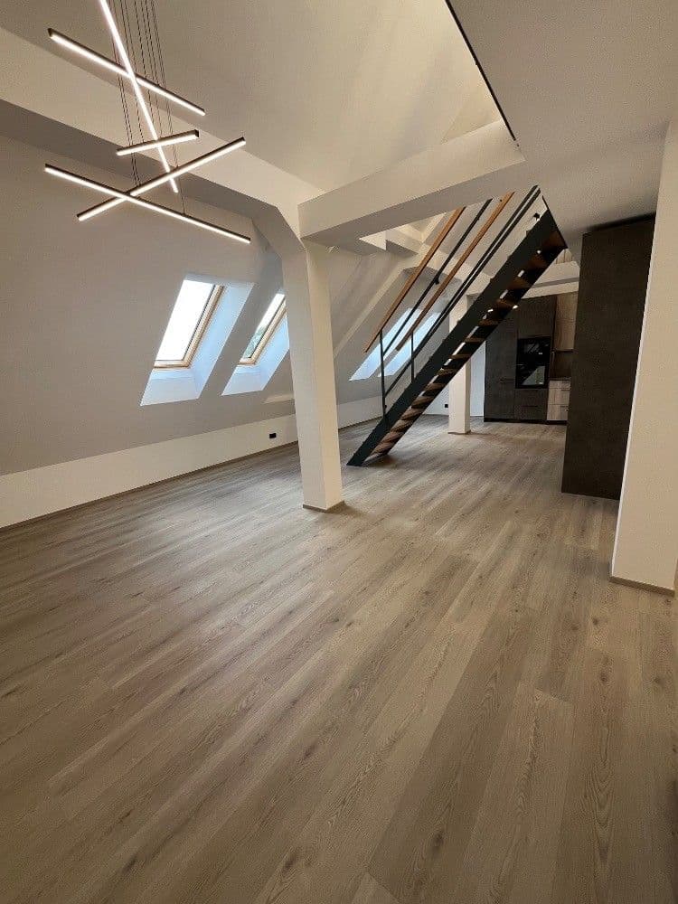 Pronájem bytu 3+kk 160 m², Husitská, Praha, Praha Pronájem bytu 3+kk 160 m², Husitská, Praha, Praha