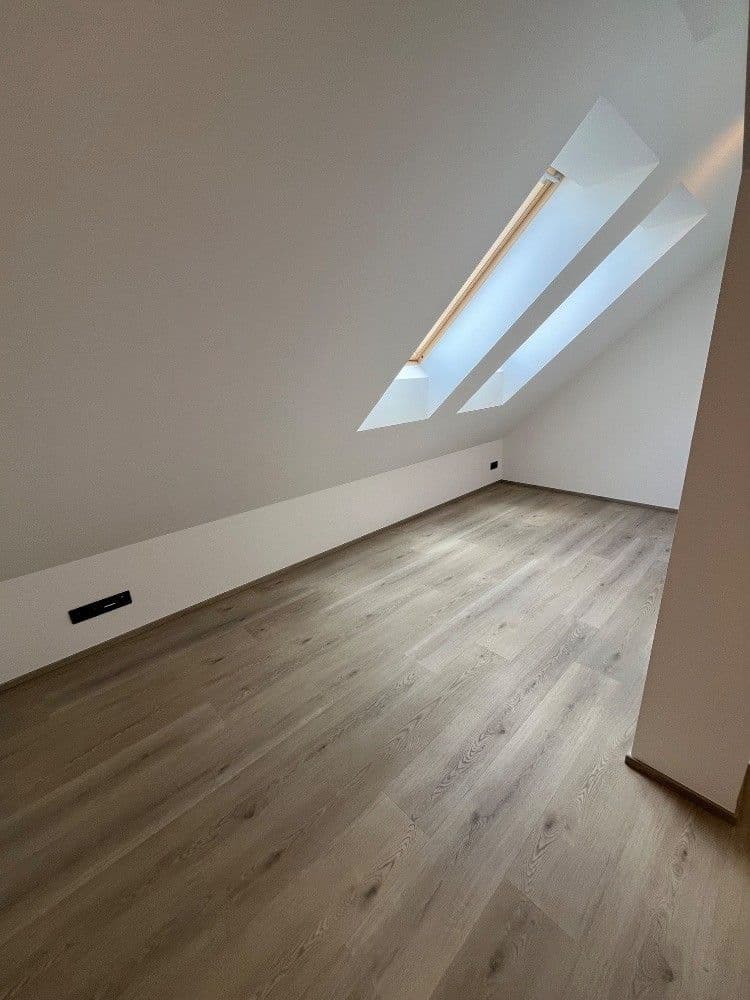 Pronájem bytu 3+kk 160 m², Husitská, Praha, Praha Pronájem bytu 3+kk 160 m², Husitská, Praha, Praha