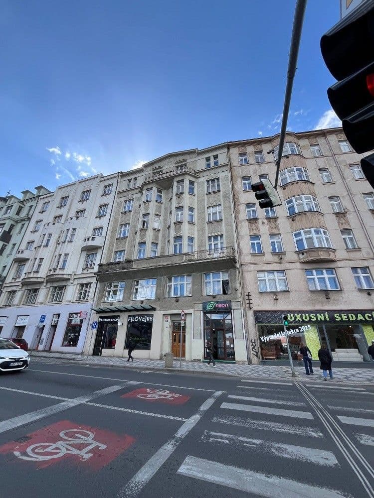 Pronájem bytu 3+kk 160 m², Husitská, Praha, Praha Pronájem bytu 3+kk 160 m², Husitská, Praha, Praha