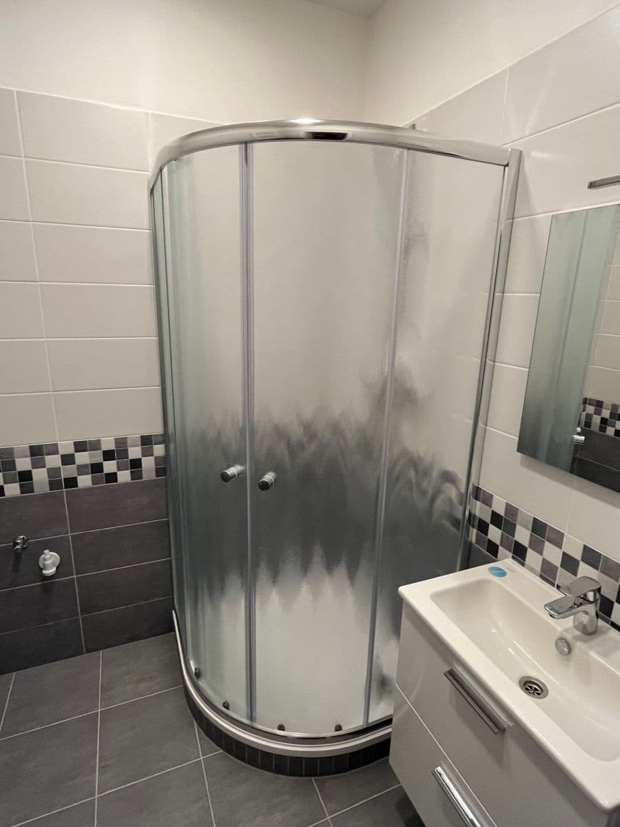 Pronájem bytu 2+1 67 m², Patočkova, Praha, Praha Pronájem bytu 2+1 67 m², Patočkova, Praha, Praha