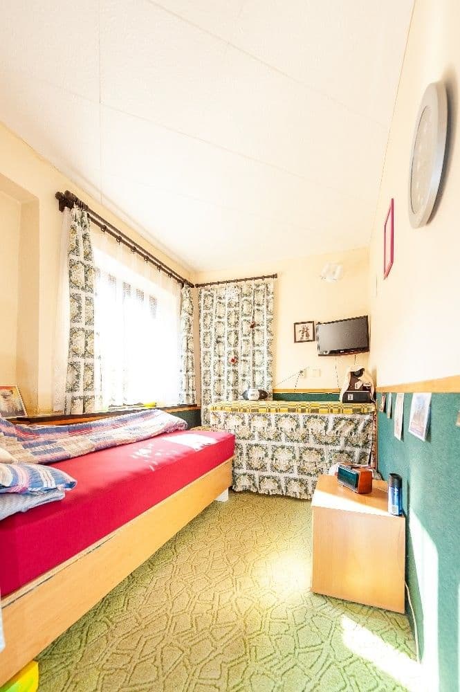 Pronájem bytu 3+1 70 m², U Pošty, Vodochody, Středočeský kraj Pronájem bytu 3+1 70 m², U Pošty, Vodochody, Středočeský kraj